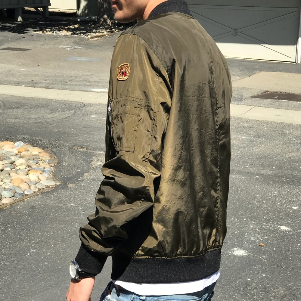 Bomber Jacket - Picture 4 of 6